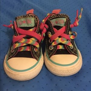 🛑SOLD🛑 Toddler converse size 4c